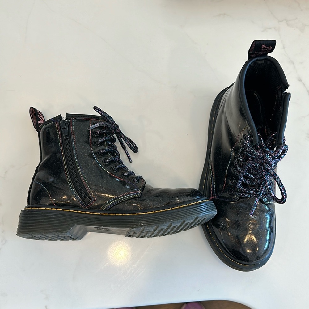 Euc kids dr martens
